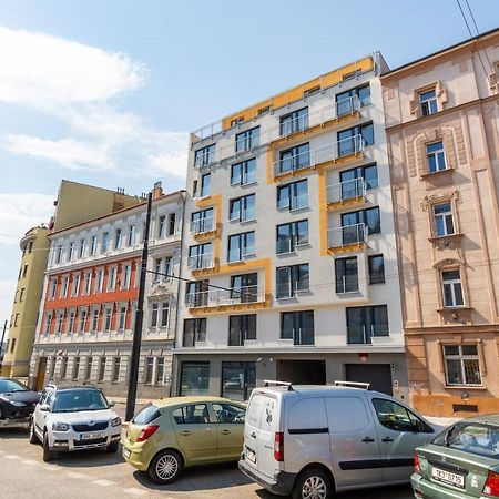 Penthouse # 81 With Panoramic City View In Elite Rezidence With Free Parking Prag Exteriör bild