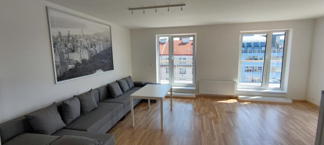 Penthouse # 81 With Panoramic City View In Elite Rezidence With Free Parking Prag Exteriör bild