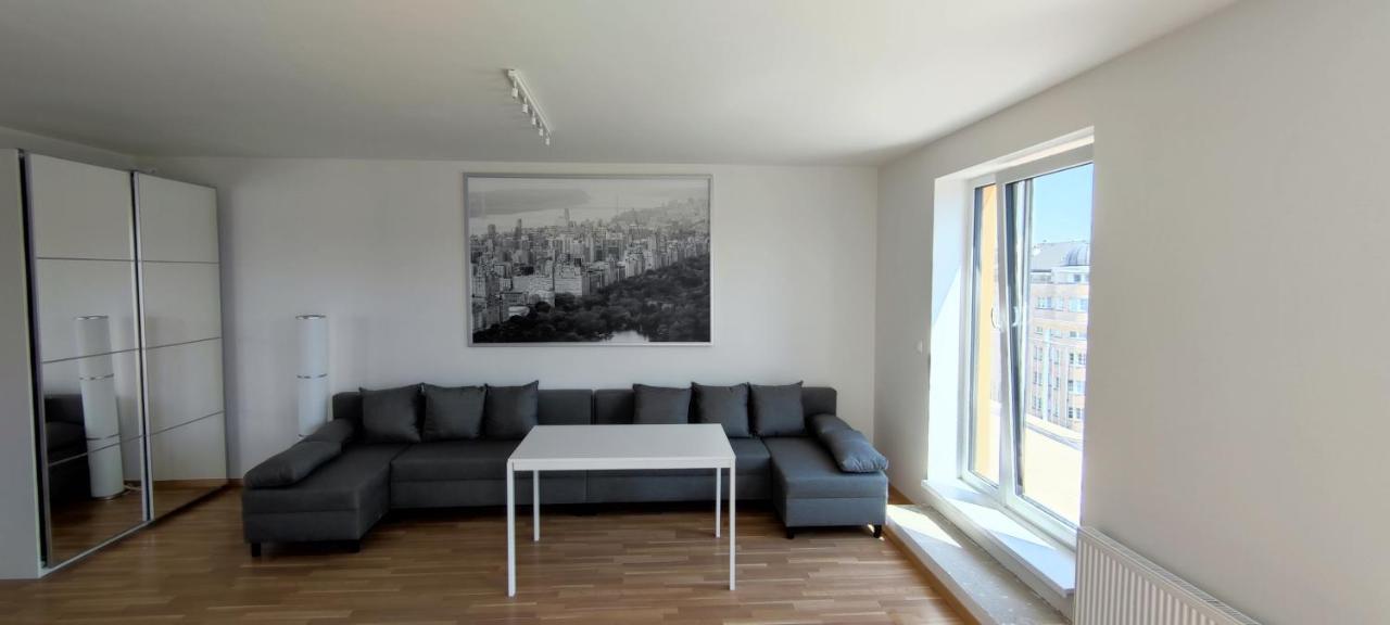 Penthouse # 81 With Panoramic City View In Elite Rezidence With Free Parking Prag Exteriör bild
