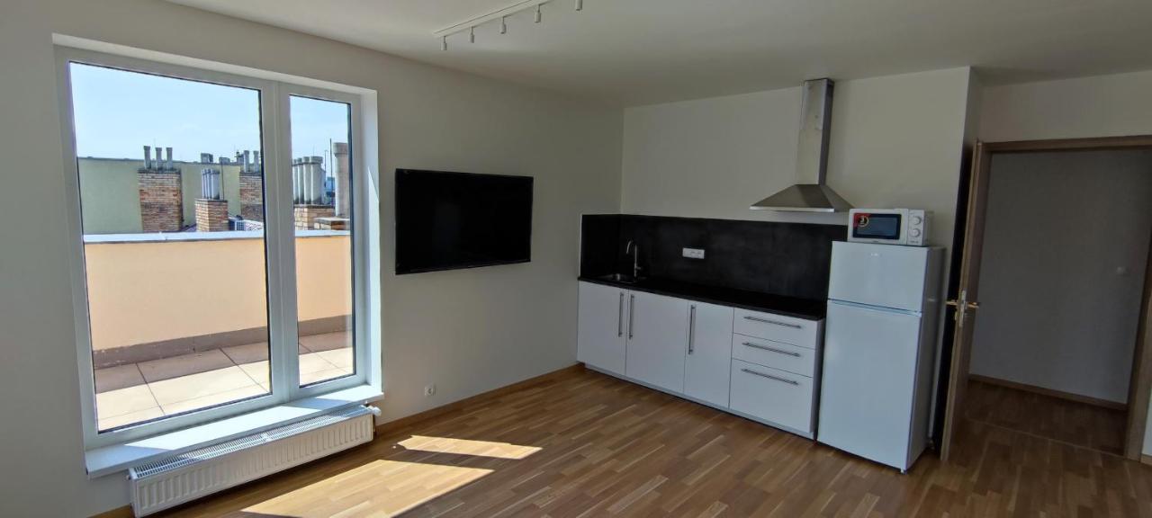 Penthouse # 81 With Panoramic City View In Elite Rezidence With Free Parking Prag Exteriör bild