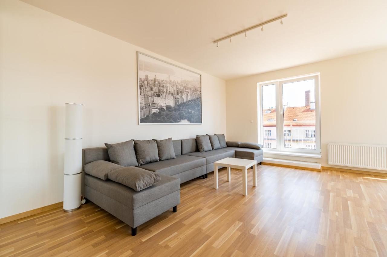 Penthouse # 81 With Panoramic City View In Elite Rezidence With Free Parking Prag Exteriör bild